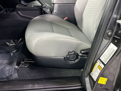 Used 2023 Toyota Tacoma SR w/ SR Convenience Package image 14