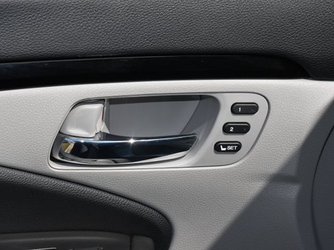 Used 2019 Honda Pilot Elite image 12