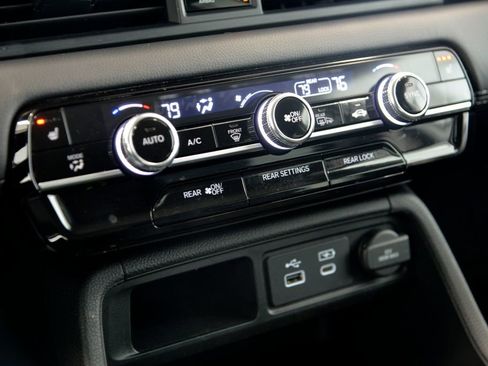 Used 2023 Honda Pilot EX-L image 43