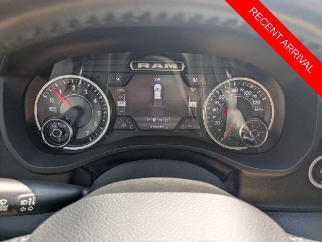 Used 2022 RAM 1500 Big Horn RWD image 31