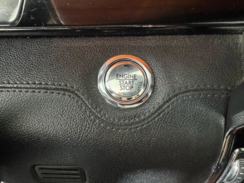 Used 2020 Lincoln Navigator L Reserve w/ Equipment Group 208A Reserve image 18