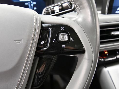 Used 2020 Lincoln Aviator Reserve w/ Equipment Group 201A AWD/4WD image 25