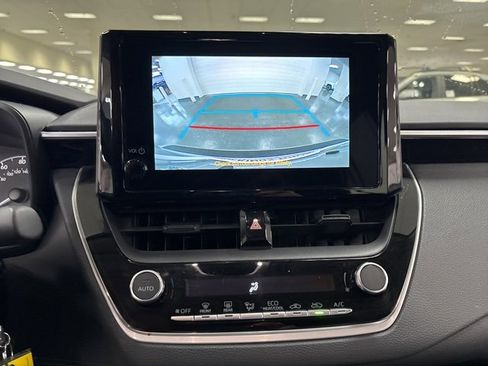 Certified 2023 Toyota Corolla LE image 18