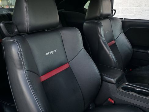 Used 2012 Dodge Challenger SRT8 w/ Premium Sound Group image 32