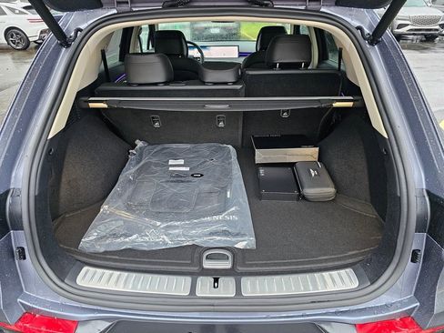 New 2026 Genesis GV70 2.5T Advanced image 24