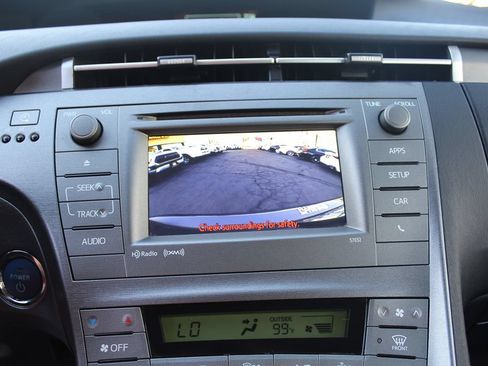 Used 2015 Toyota Prius Prime Plug-In Hybrid FWD image 29