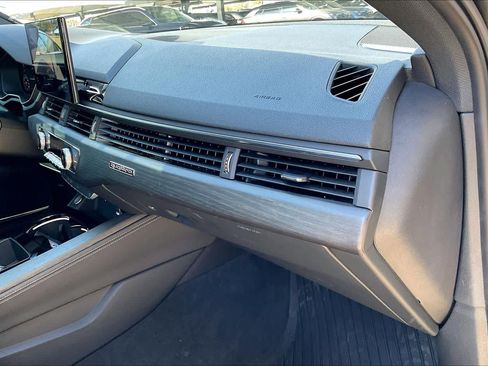 Used 2021 Audi A4 2.0T Premium Plus w/ Premium Plus Package image 19