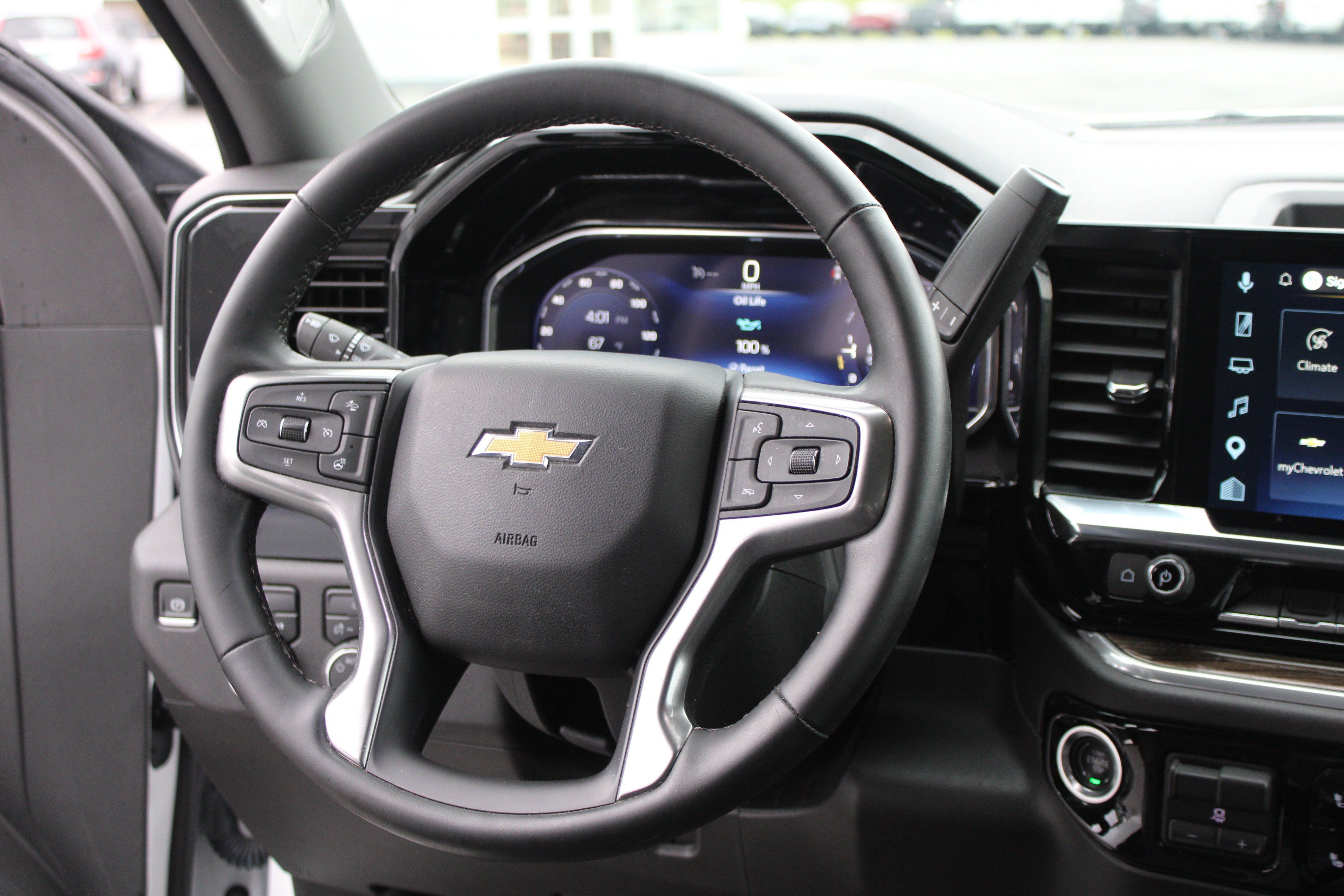 Used 2025 Chevrolet Silverado 1500 LT AWD/4WD image 22