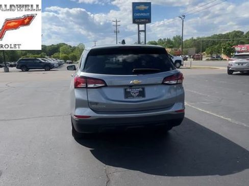 Certified 2024 Chevrolet Equinox LS w/ LS Convenience Package FWD image 7