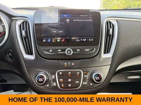 Used 2024 Chevrolet Malibu LT FWD image 16