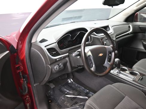 Used 2015 Chevrolet Traverse LT w/ Style and Technology Package AWD/4WD image 12