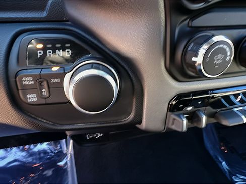 Used 2024 RAM 2500 Big Horn w/ Bed Utility Group image 30