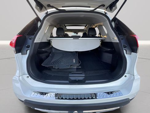 Used 2019 Nissan Rogue SL w/ Premium Package image 21