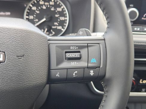 Certified 2026 Nissan Rogue SV FWD image 20
