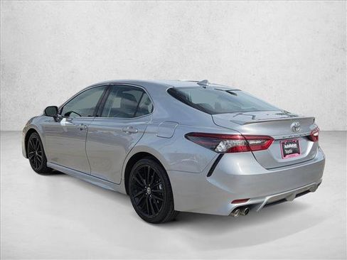 Used 2024 Toyota Camry XSE FWD image 8