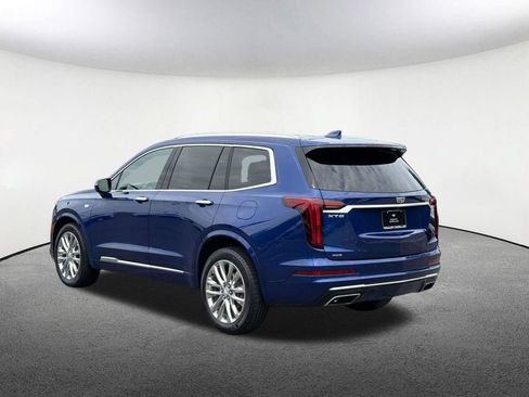 Certified 2023 Cadillac XT6 Premium Luxury AWD/4WD image 18
