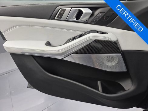 Used 2024 BMW X5 M60i image 25