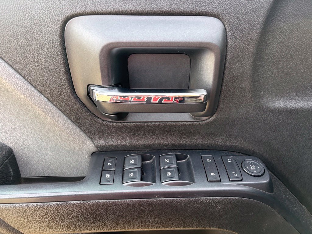 Used 2018 Chevrolet Silverado 2500 W/T w/ WT Convenience Package AWD/4WD image 11
