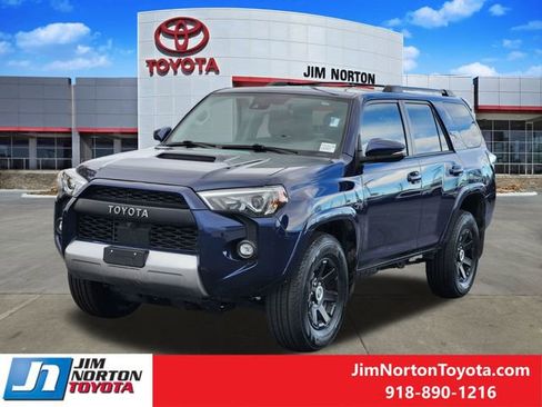 Used 2022 Toyota 4Runner TRD Off-Road Premium image 3