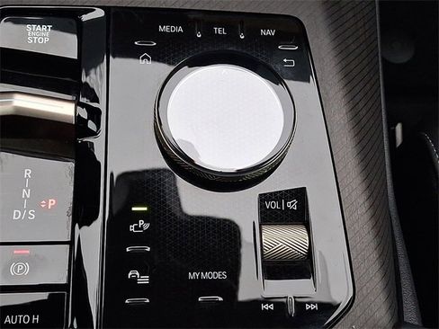 Used 2025 BMW X3 xDrive30i w/ Premium Package image 16