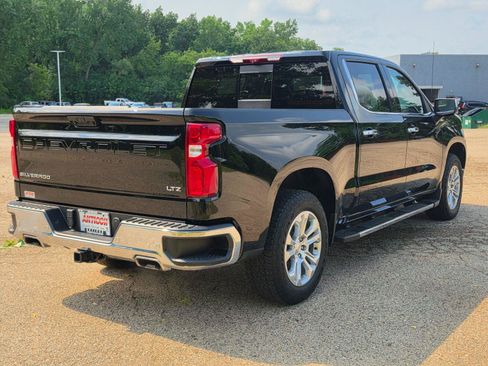 Used 2024 Chevrolet Silverado 1500 LTZ w/ Technology Package AWD/4WD image 6