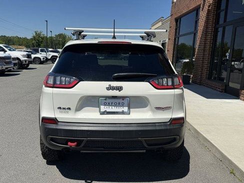 Used 2019 Jeep Cherokee Trailhawk w/ Comfort/Convenience Group AWD/4WD image 5