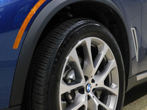 Used 2023 BMW X5 xDrive40i image 21