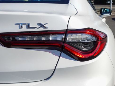 Used 2023 Acura TLX image 6