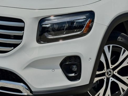 Used 2026 Mercedes-Benz GLB 250 image 3