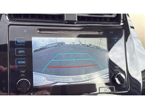 Used 2016 Toyota Prius Four w/ Advanced Technology Package FWD image 16