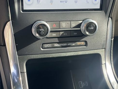 Used 2023 Ford Edge Titanium w/ Class II Trailer Tow Package image 15