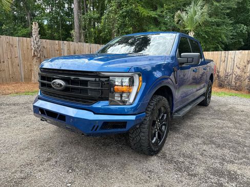 Used 2022 Ford F150 XLT w/ Equipment Group 302A High AWD/4WD image 3