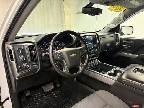Used 2018 Chevrolet Silverado 1500 LT w/ All Star Edition image 27