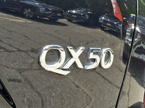Used 2021 INFINITI QX50 Luxe w/ Appearance Package AWD/4WD image 33