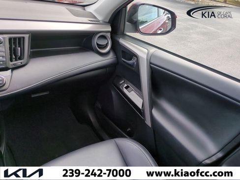 Used 2018 Toyota RAV4 Limited image 17