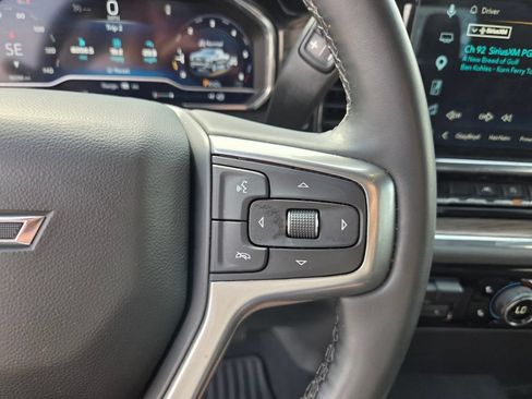 Used 2025 Chevrolet Silverado 1500 RST AWD/4WD image 33