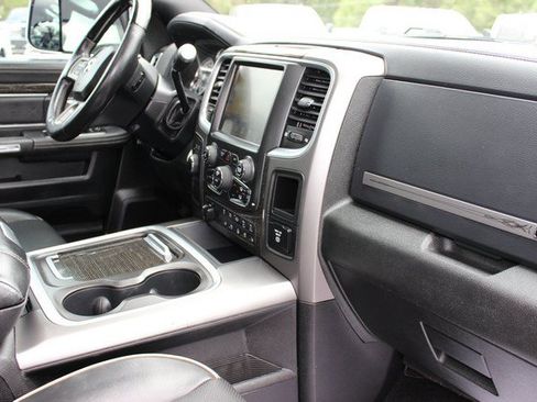 Used 2016 RAM 2500 Limited AWD/4WD image 18