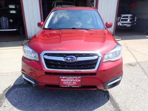 Used 2017 Subaru Forester 2.5i Premium w/ Protection Package #1 AWD/4WD image 3