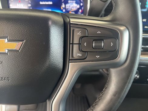 Used 2024 Chevrolet Silverado 1500 LT AWD/4WD image 25