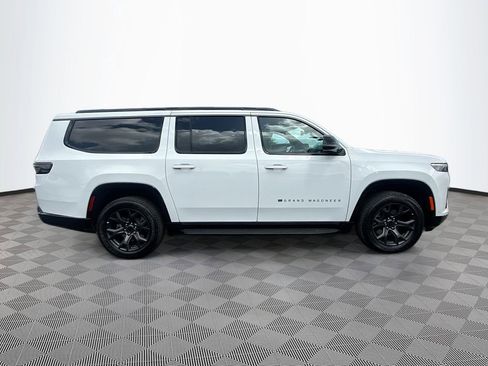 New 2026 Jeep Grand Wagoneer L Limited AWD/4WD image 4