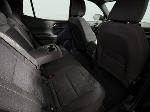 Used 2025 Chevrolet Equinox LT image 34