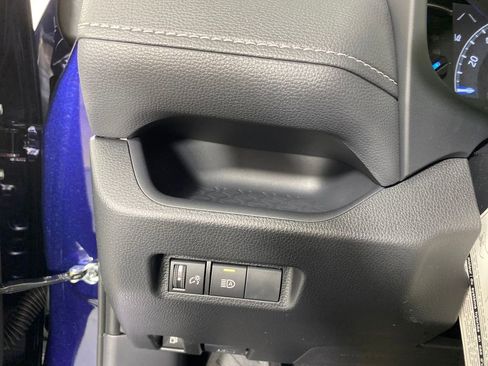 New 2025 Toyota RAV4 XLE image 12