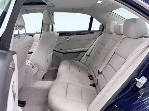 Used 2016 Mercedes-Benz E 350 4MATIC Sedan image 15