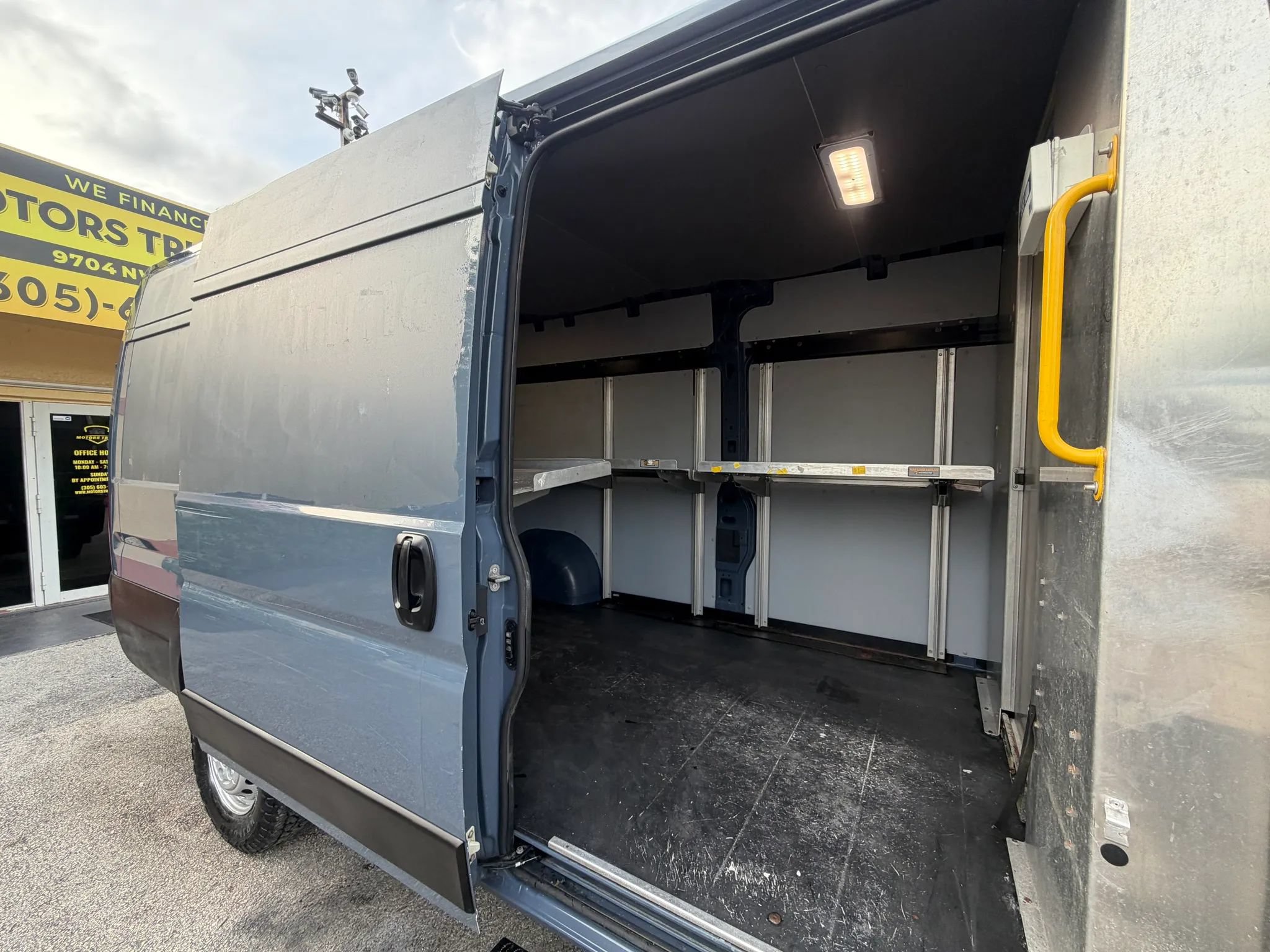 Used 2021 RAM ProMaster 3500 FWD image 6