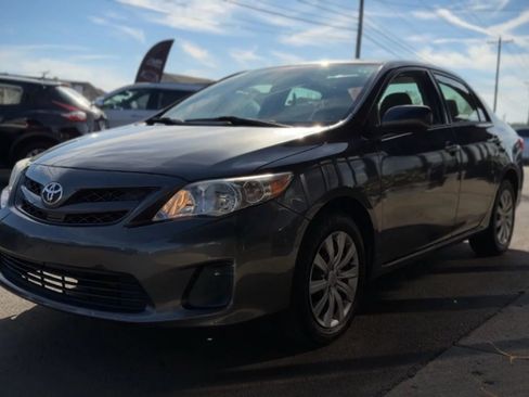 Used 2012 Toyota Corolla LE image 6