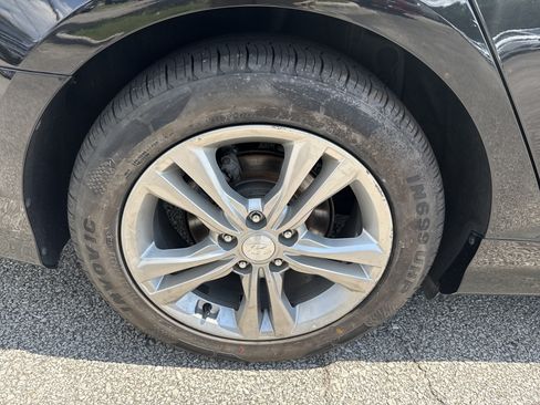Used 2019 Hyundai Sonata SEL FWD image 17