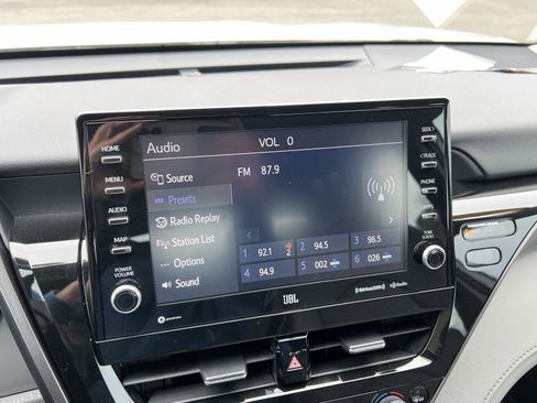 Used 2023 Toyota Camry XSE w/ Navigation Package image 15