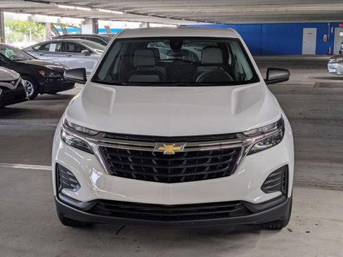 Used 2023 Chevrolet Equinox LS FWD image 2