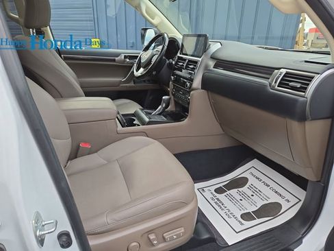 Used 2023 Lexus GX 460 Premium image 41