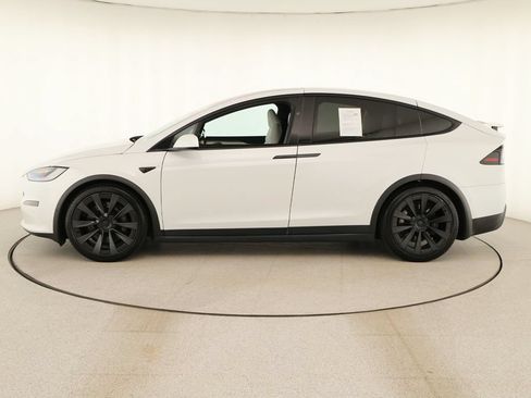 Used 2022 Tesla Model X AWD/4WD image 2